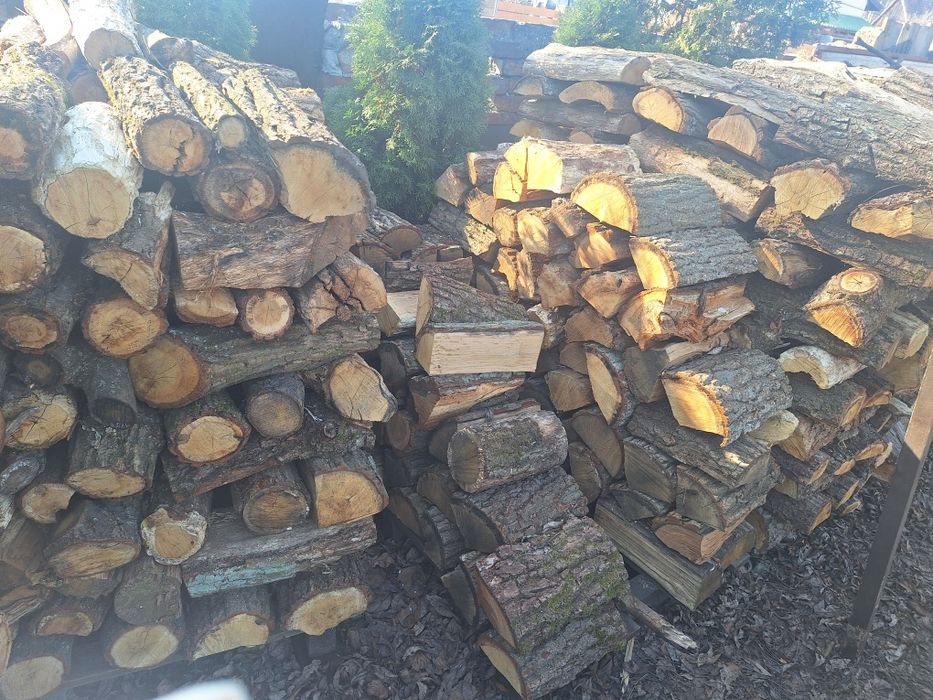 Drewno kominkowe sezonowane