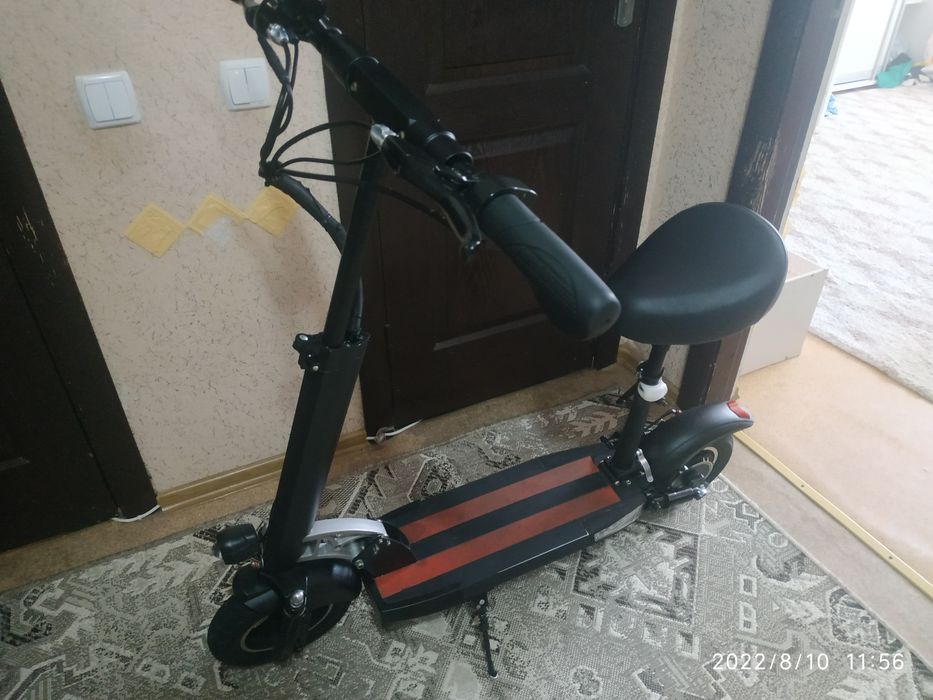 Електросамокат Victory Machinery SR-Q02