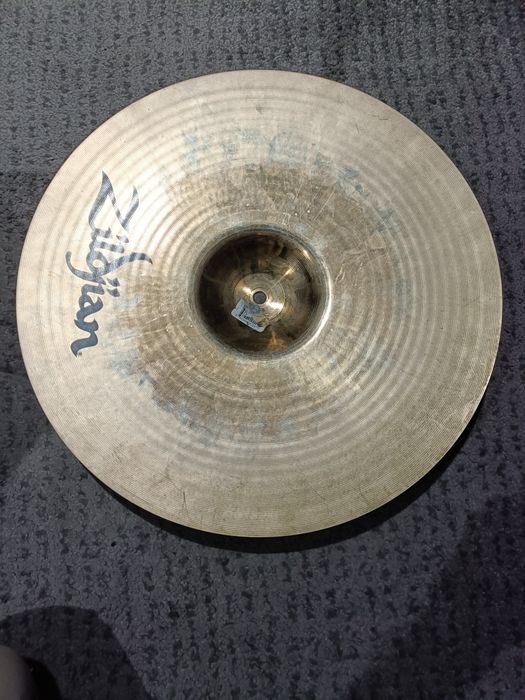 Prato Zildjian A Custom Medium Crash 18"