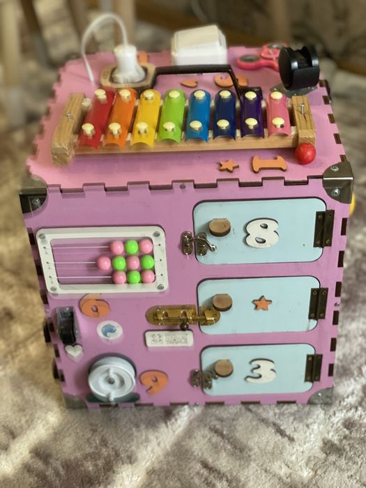 Бізікуб для діток