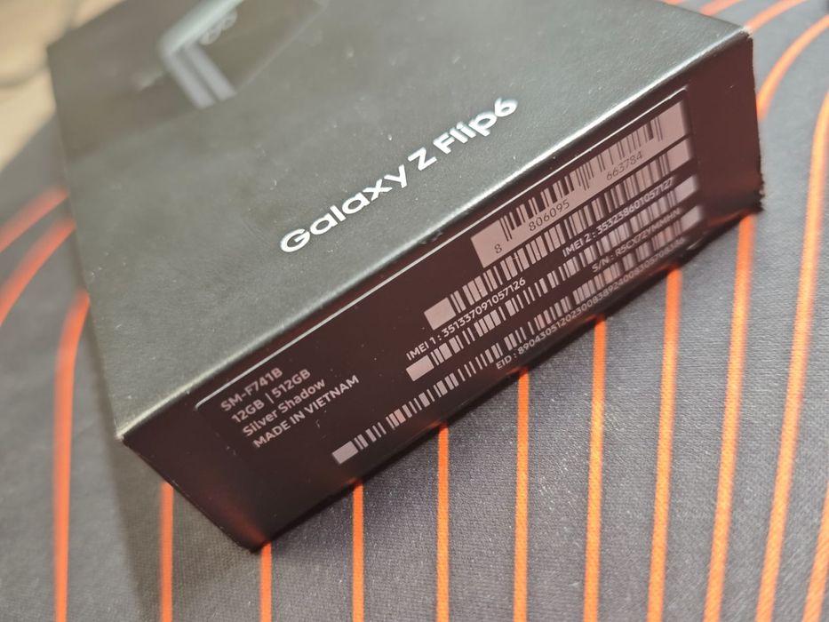 Samsung Galaxy Z Flip 6 – 512 GB – Silver Shadow