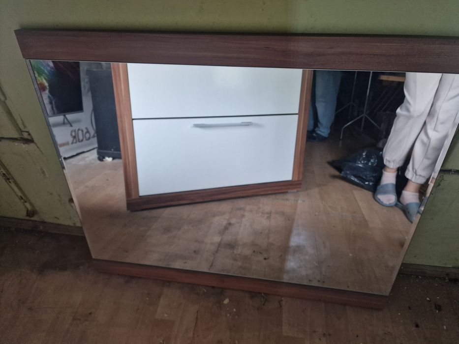 lustro stan bardzo dobry