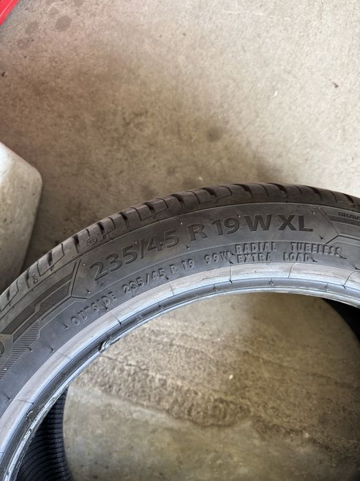 235/45/19 opony letnie