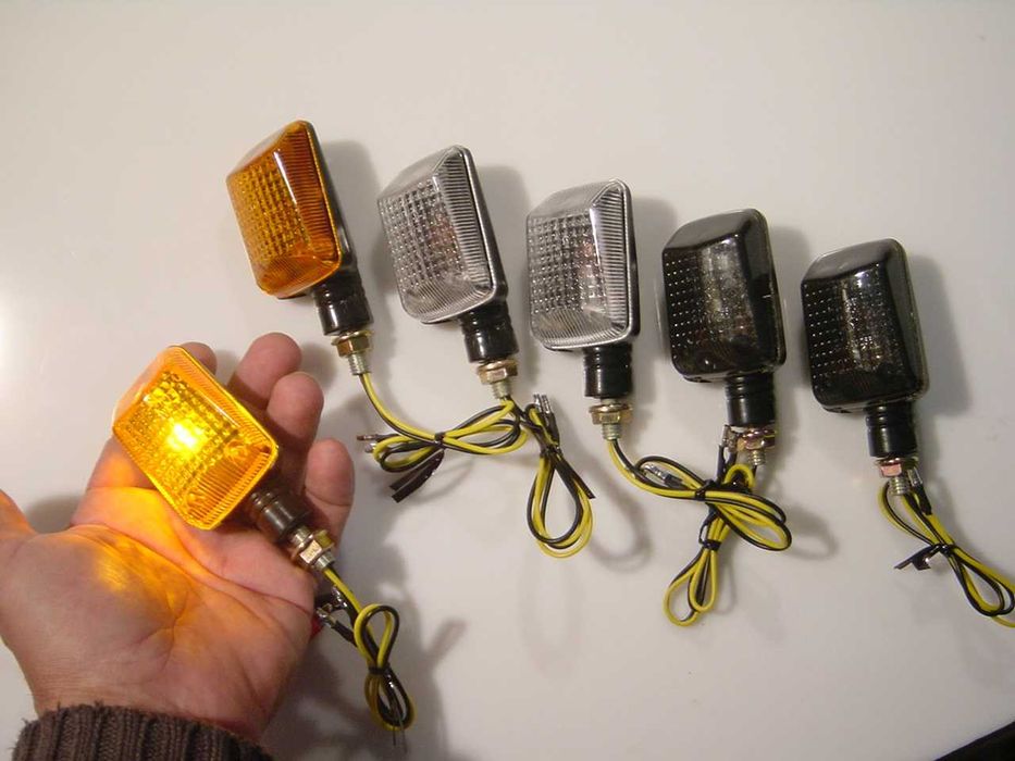 Piscas universais para mota ou moto4