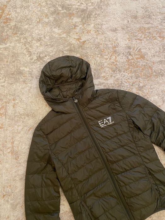 мікропуховик EA7 ( вітровка )