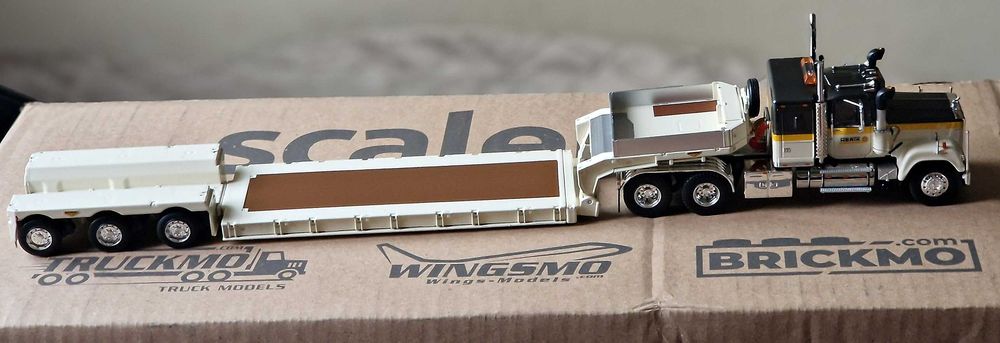 Tekno Mack RW Superliner 6x4 with 3-axle lowloader VAN DEN HERIK