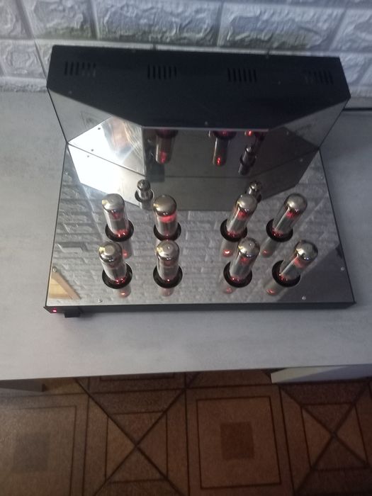 Amplificador Velleman K4000