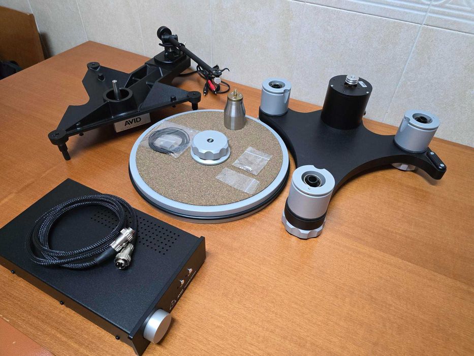 Gira Discos Avid Volvere SP