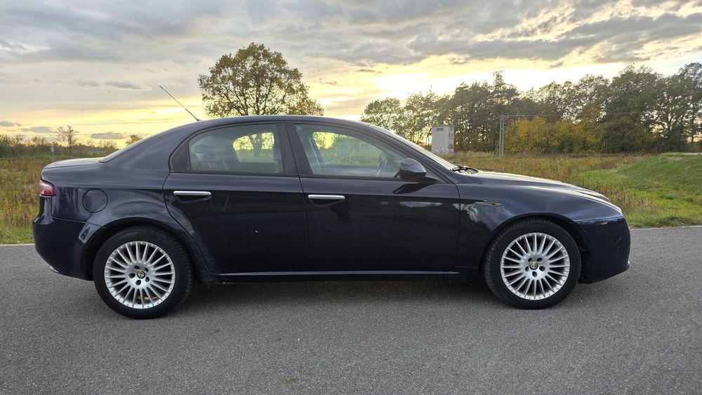 Alfa Romeo 159