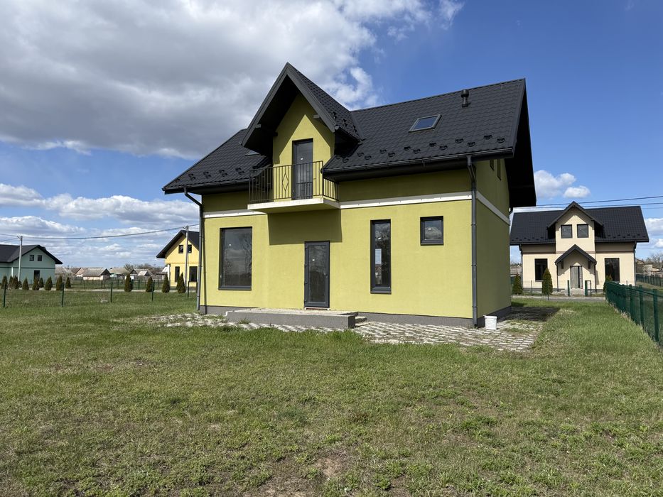 Продаж будинку у Пилиповичах на 9 сотках, закрите КМ