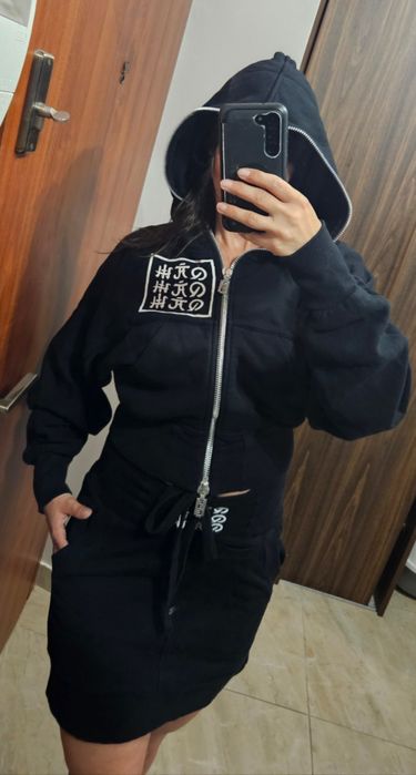 Czarny komplet bluza spódnica Robert Kupisz