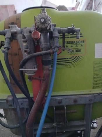 Opryskiwacz zawieszony z koszem wloska produkcja stan bardzo dobry