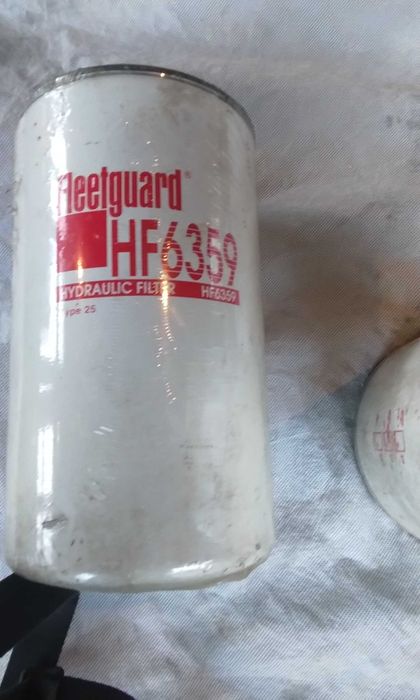 filtr oleju hydraulicznego Fleetguard HF6359