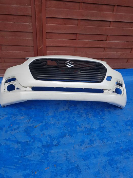 Suzuki Swift 2020 zderzak maska lampy