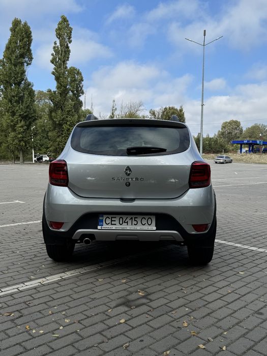 Renault Sandero Stepway Рено Сандеро Степвэй