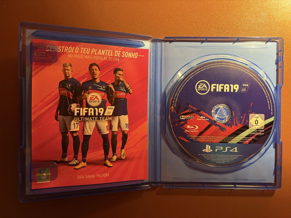 FIFA 19 Champions Edition para PS4
