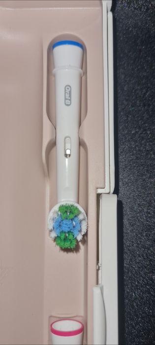 Електрична зубна щітка Braun/ Oral-B Genius X 20000 rose gold