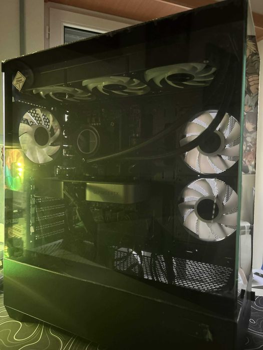 PC Gamer Aquarium | RTX 3070 FE | i5-12400F |