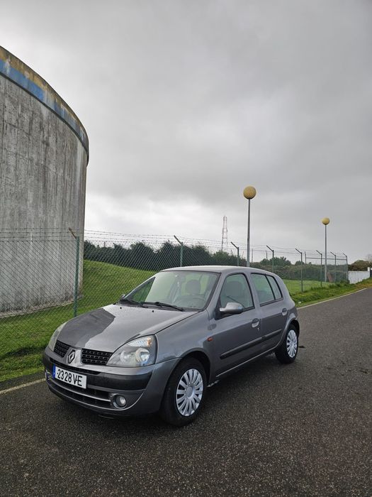 Renault clio 1.2 2003