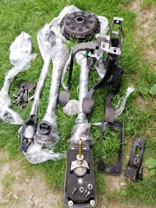 Продам МКПП на Ауди а6 с5 а4б6 2.5 tdi в отличном состоянии