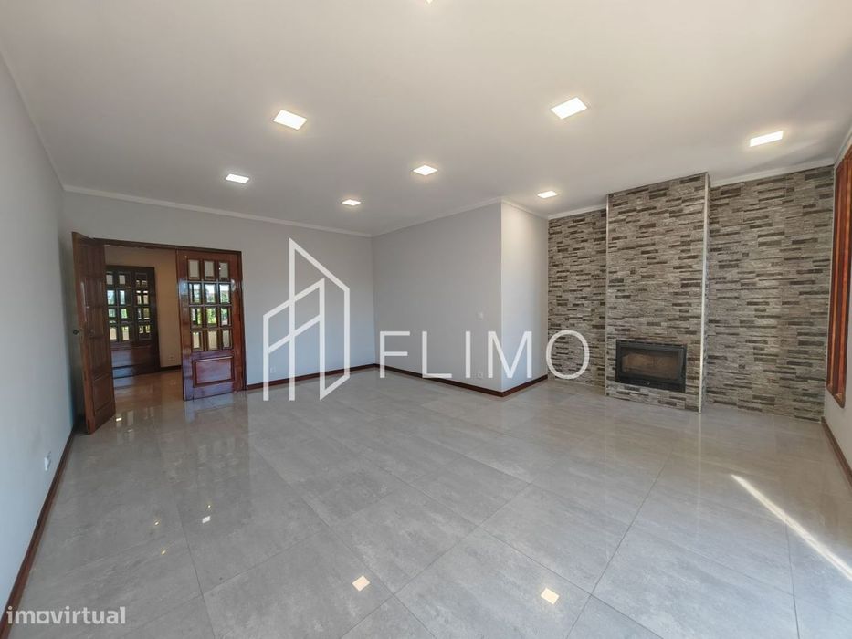 Apartamento T3 Paços de Brandão