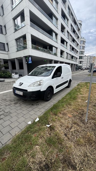 Peugeot