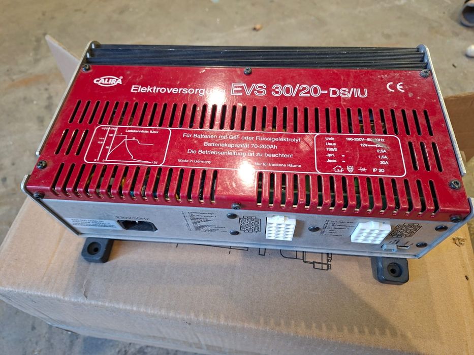 Energoblok do kampera evs 30/20
