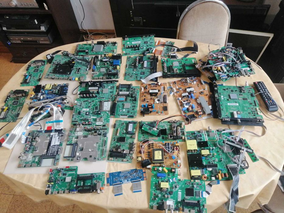 Placas para TVS. Mainboards, Fontes, REPARAÇÕES.