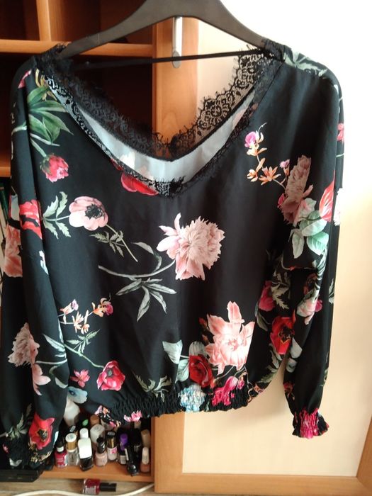Bluzka w kwiaty z gumką L