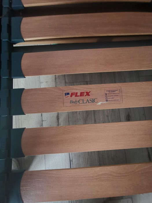 Cama casal +cómodas por modulos