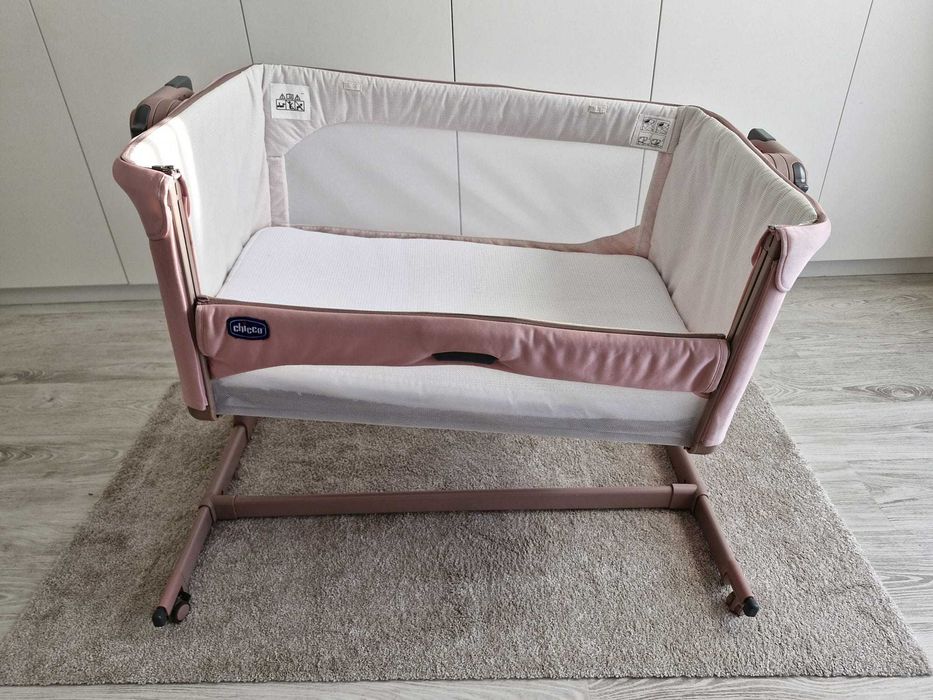 Chicco Next2Me versão Magic (Cor-de-rosa)