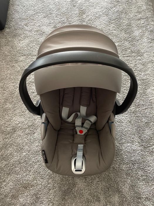 Babycoque Cybez platinum