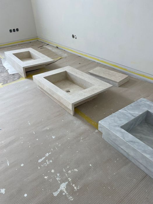 Lavatórios em pedra