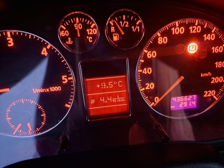 Audi  a4  b5 1900 tdi