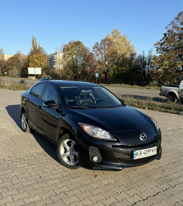 Продам Mazda 3 на автоматі