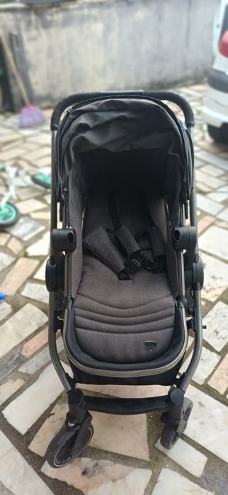 Vendo carrinho de bebé