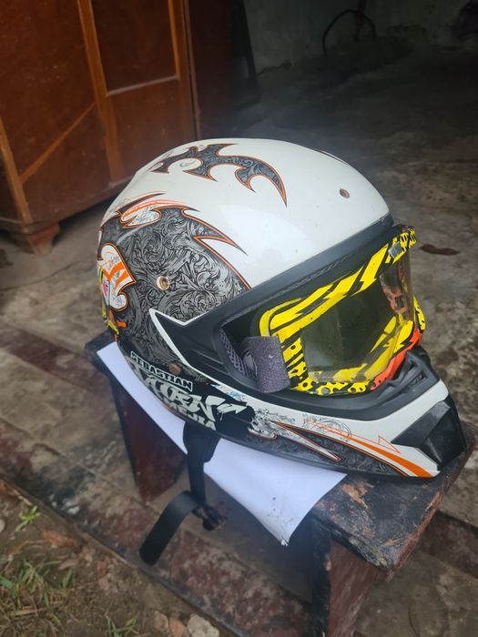 Шлем, шолом, monster energy