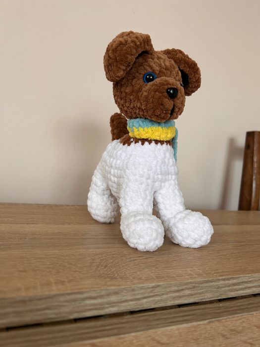Песик вʼязаний амігурумі