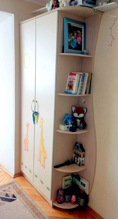 Ліжко-горище з комплектом меблів для дитячої - 2 шафи, кутовий стіл