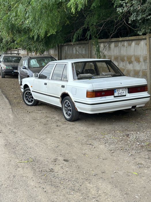Nissan bluebird  EU11