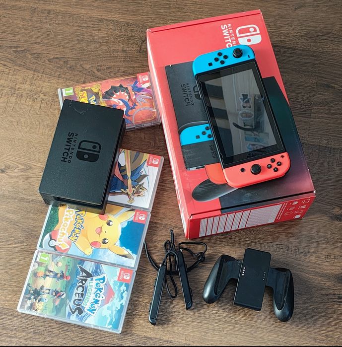 Sprzedam Nintendo Seitch mało używane w Bardzo dobrym stanie.