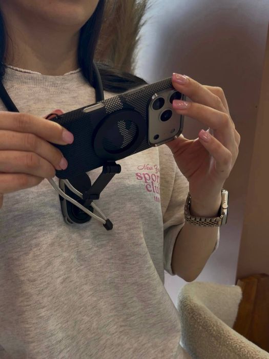 Магнітний тримач на шию для iPhone 16 / 17 Pro Max MagSafe держатель