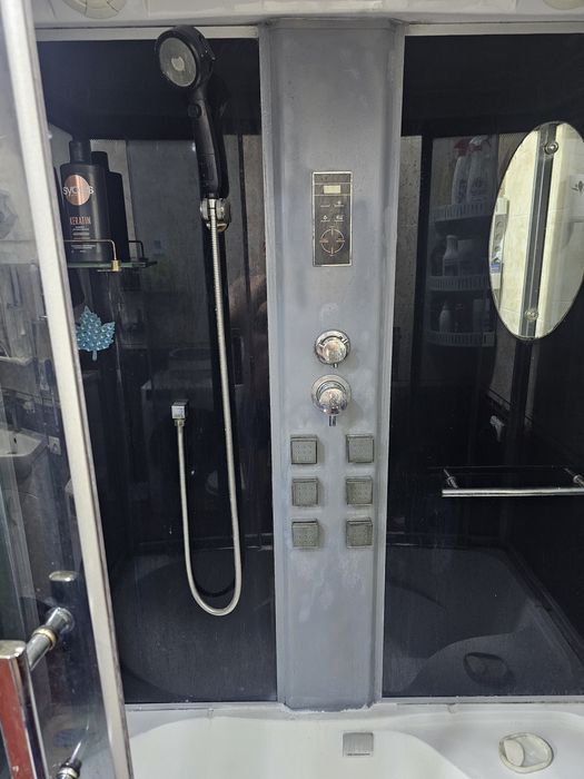 Продам душевую кабину