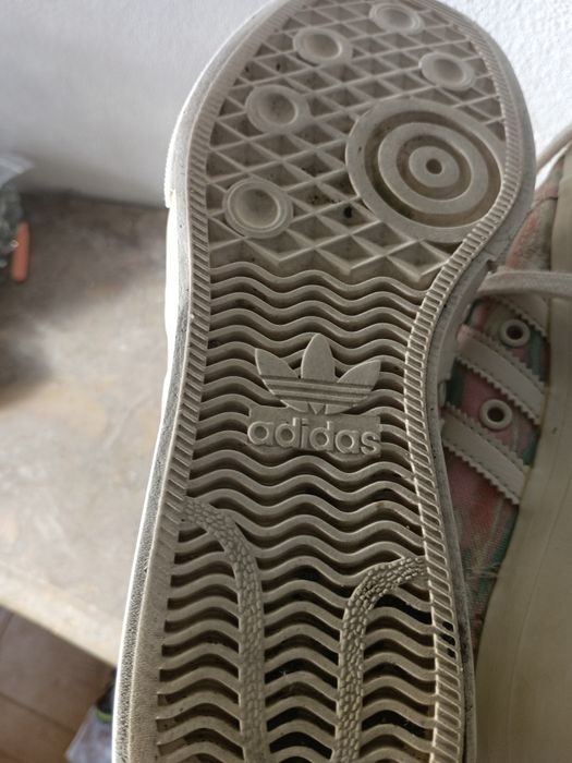 Tênis Adidas plataforma Nizza