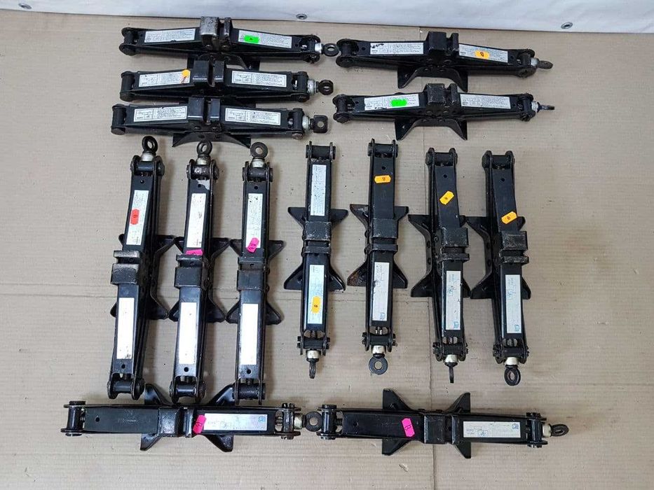 Домкрат Mazda 2 3 5 6 Крюк Буксировочный Мазда Крюк Ключ