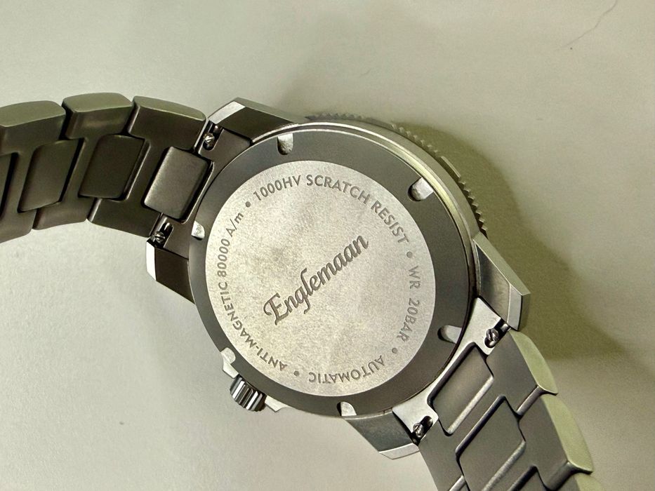 Englemaan Vanguard zegarek jak Sinn toolwatch