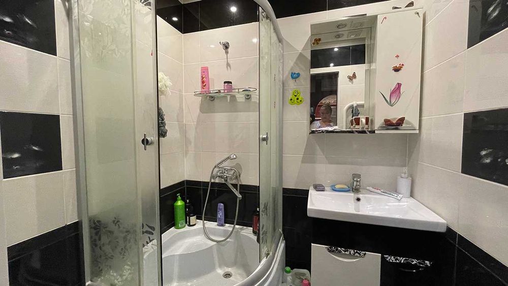 Продажа 2х комнатной квартиры в Соляных. Свежий дом!