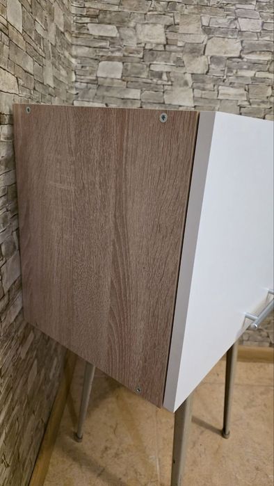 Кухня нова, кухонний шкафчик