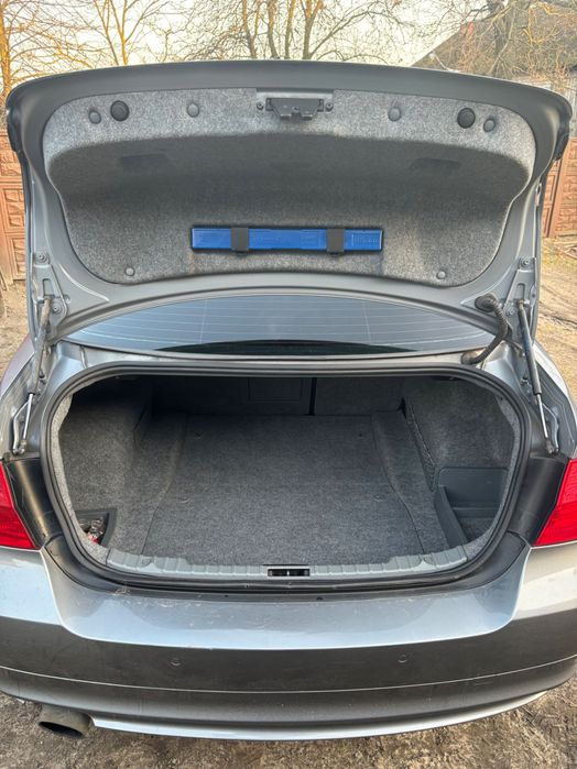 Bmw e90 320d polift czytać opis