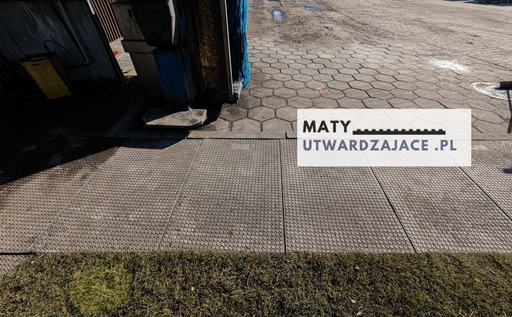 gumowa mata drogowa/ utwardzenie terenu / droga tymczasowa /